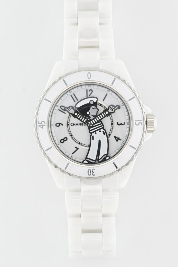 Chanel J12